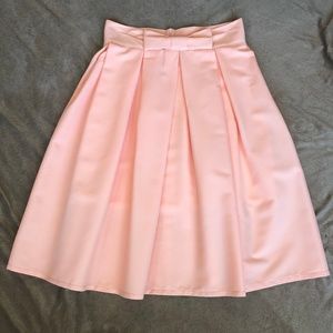 Pleated Midi Bow Skirt